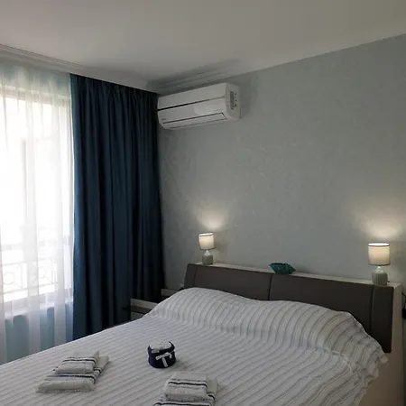 Apartment Alexander In Kavaci Beach,
